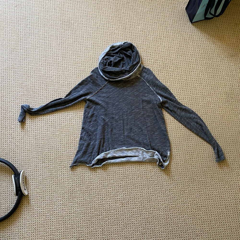 FP beach two body pullover cowl